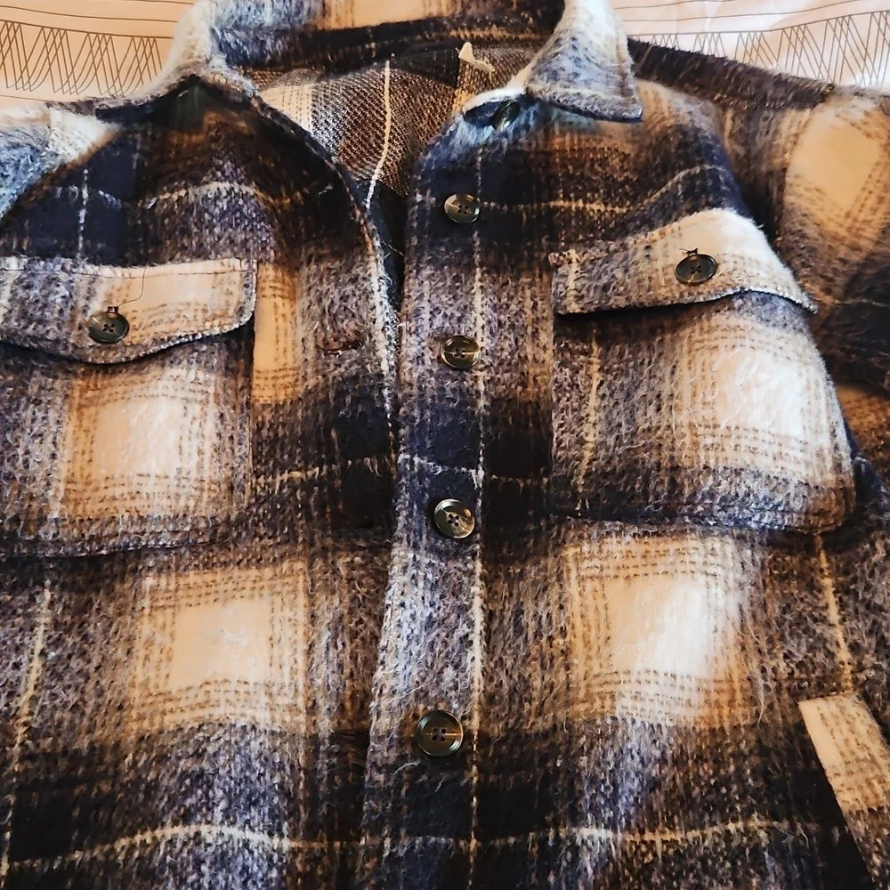Plaid Button-Up Shirt Jacket Xl - Picture 2 of 5